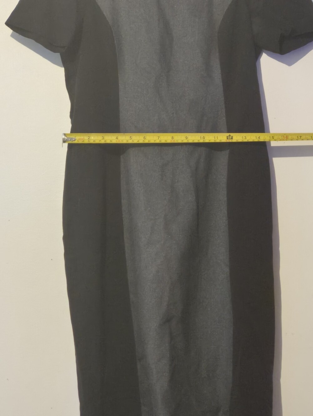 Dress - Picture 3 of 4